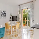 Apartament Lovely In With Wifi